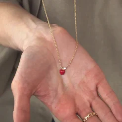 The Apple Necklace