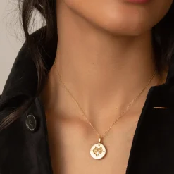Wild Wolf 18K Gold Intaglio Charm